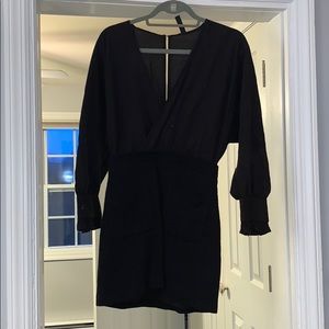 Black dress with pockets - never worn